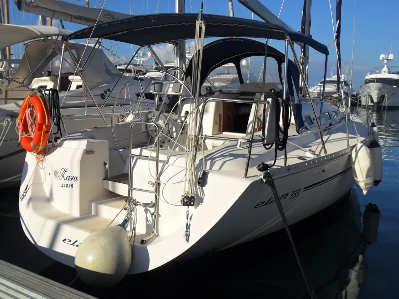 Immagine della barca Elan 333 Zara