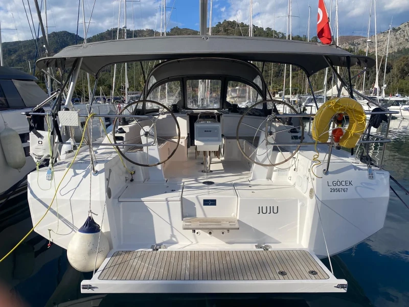 Bavaria C42 Juju boat image