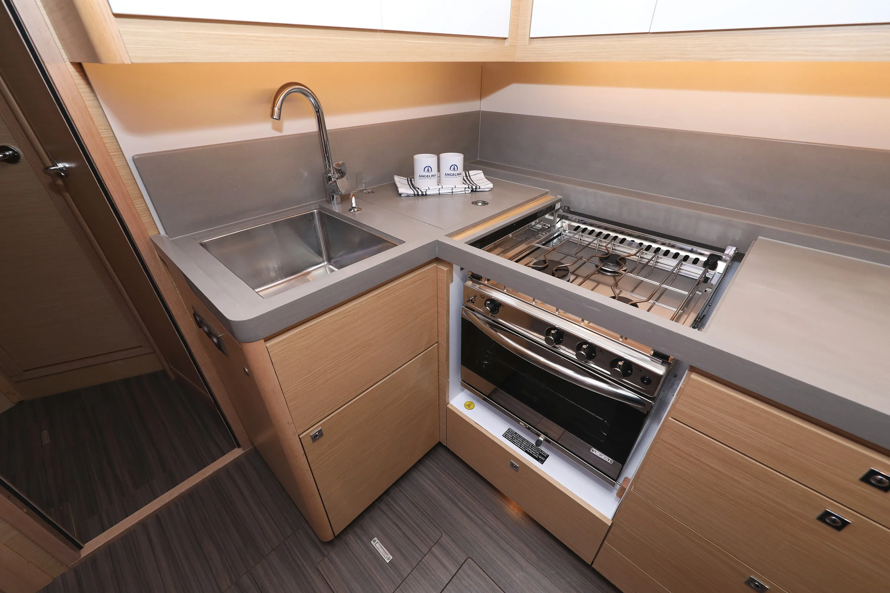 Image slide 9880
