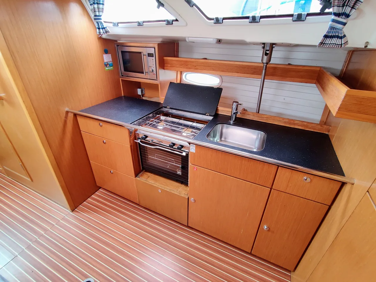 Image slide 99741